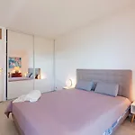 דירה Le Mediterranee-1 By Interhome *