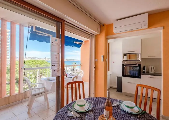 Le Mediterranee-1 By Interhome شقة *