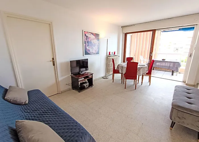 Le Mediterranee-1 By Interhome Fréjus